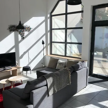 Loft 2 Personnes Climatise Parking Prive Jardin
